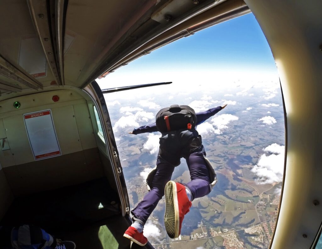 Devenir photographe pro est comme se lancer en parachute depuis un avion.